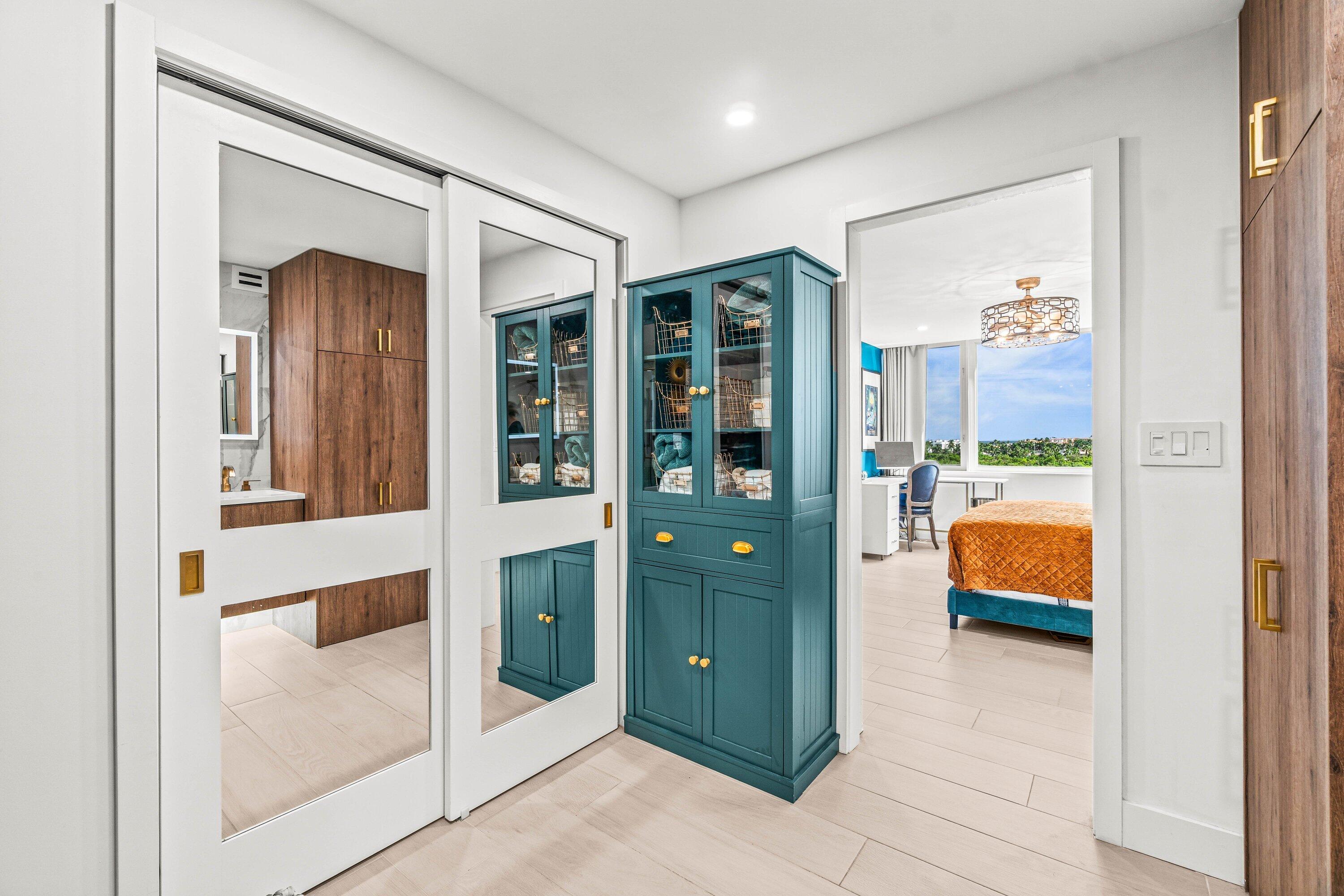 REGENCY HIGHLAND CLUB CONDO - Residential