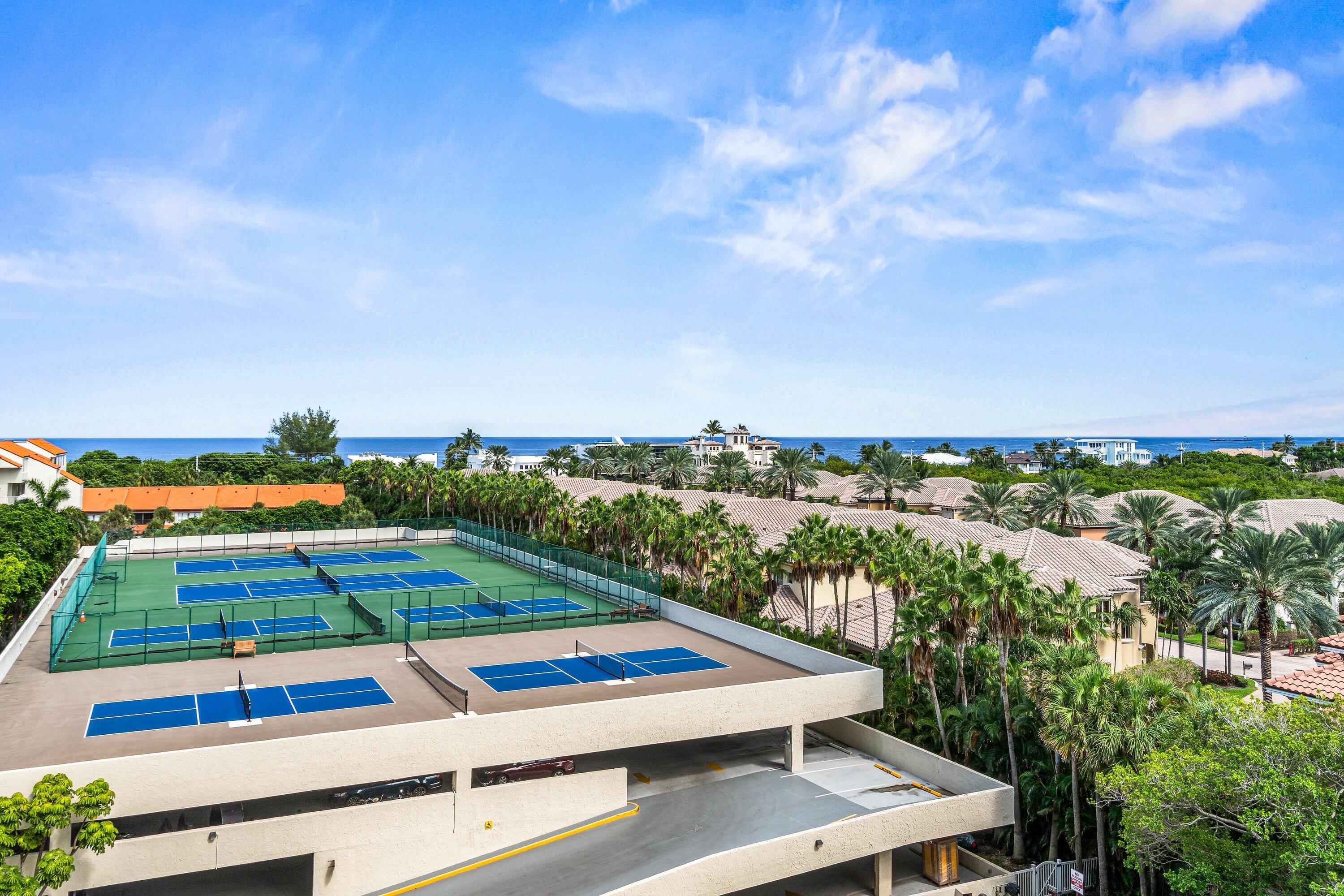 REGENCY HIGHLAND CLUB CONDO - Residential