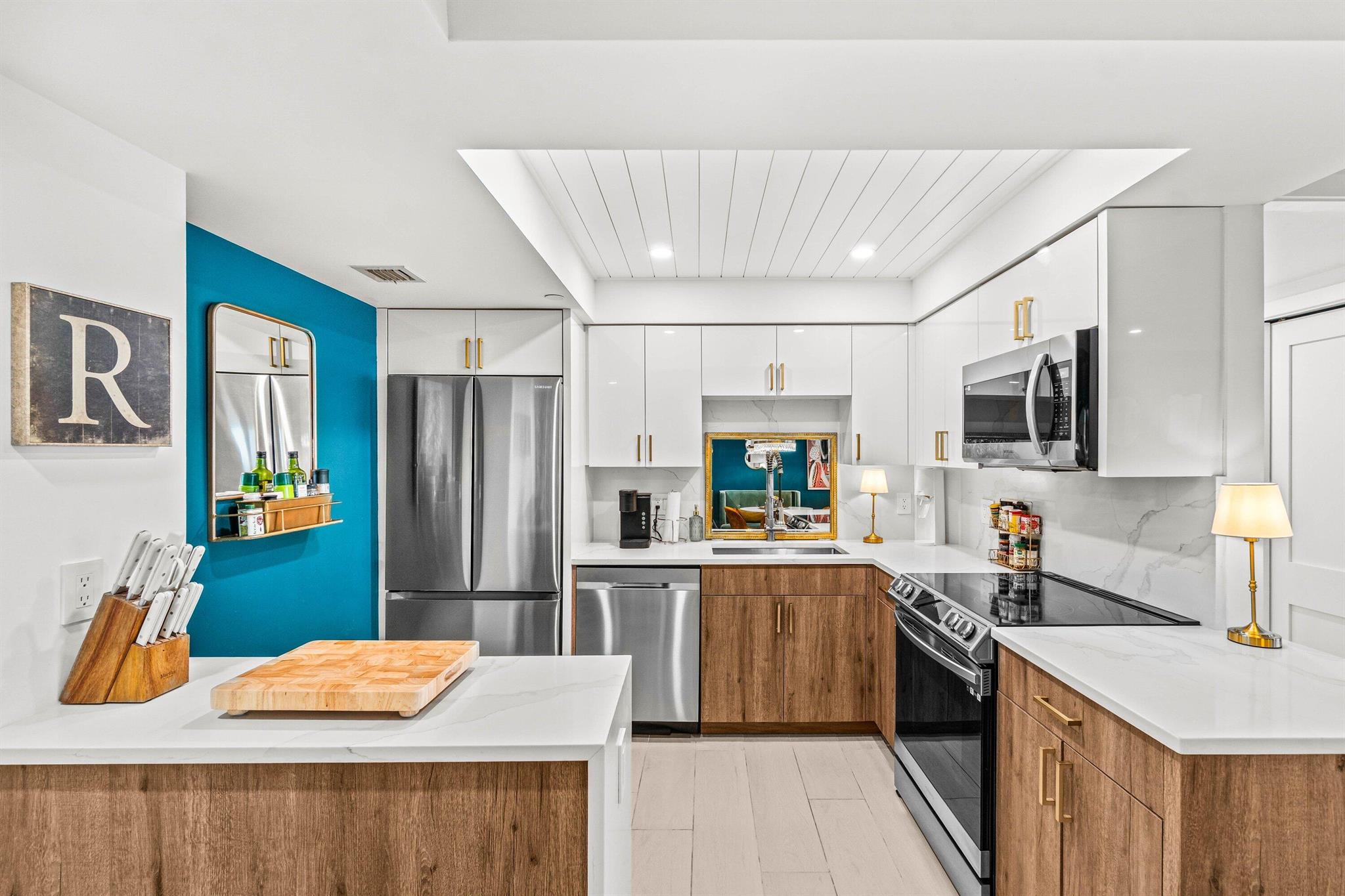 REGENCY HIGHLAND CLUB CON - Residential