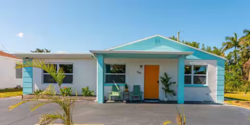 Photo of 138 E 22ND Court, Riviera Beach, FL 33404 (MLS # B26060031)