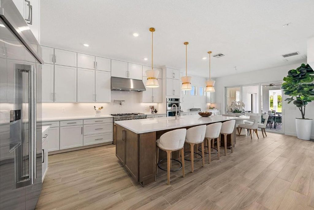 Photo of 20037 SE Bridgewater Drive, Jupiter, FL 33458 (MLS # R11156676)