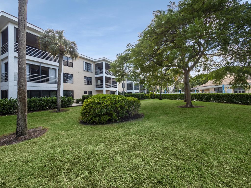 Photo of 300 N Highway A1a #103e, Jupiter, FL 33477 (MLS # R10980216)