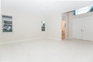 BOCA SPRINGS - Residential Lease