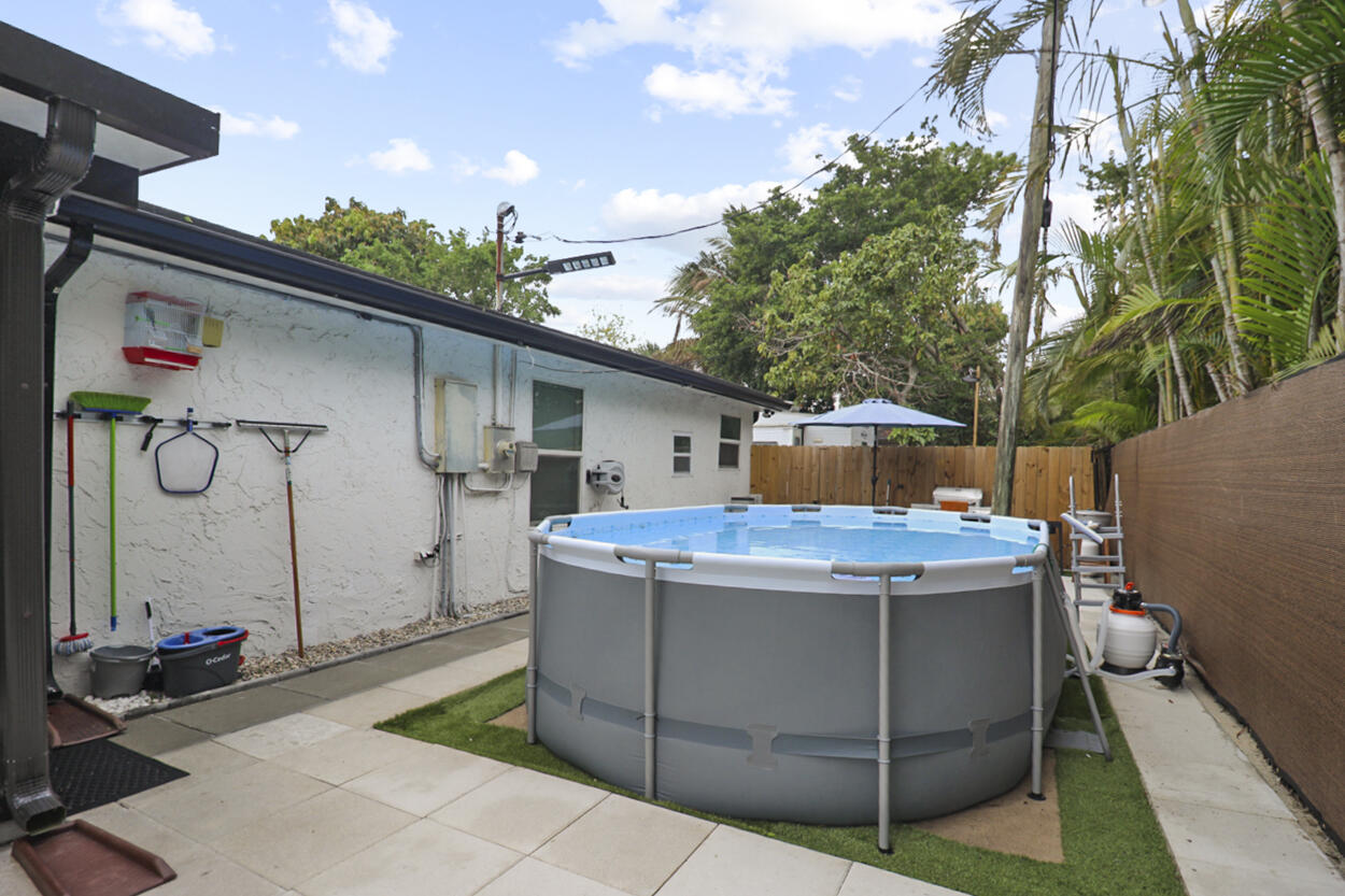 HAVERHILL HOMESITES - Residential