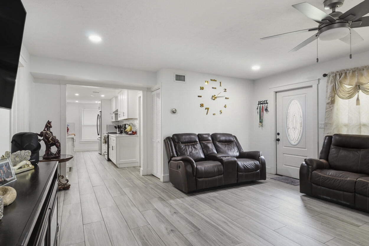 HAVERHILL HOMESITES - Residential