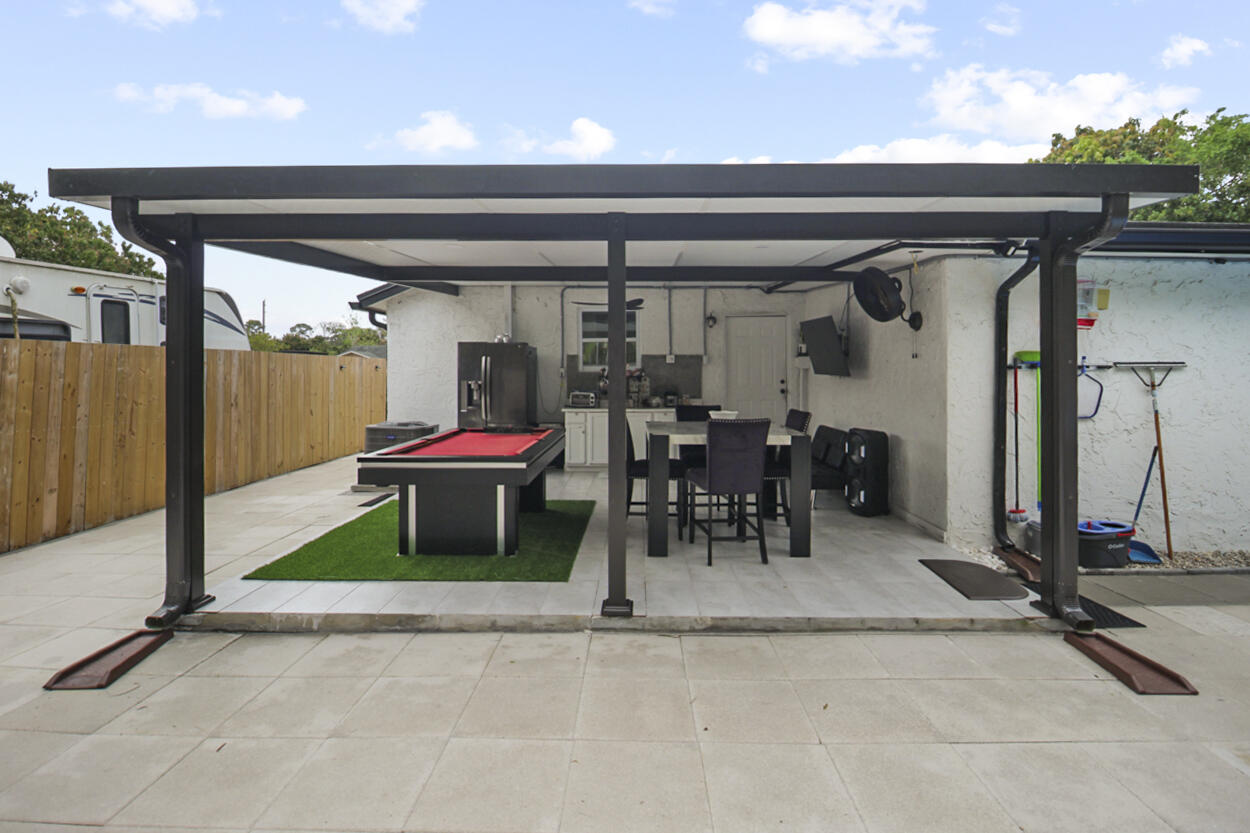 HAVERHILL HOMESITES - Residential