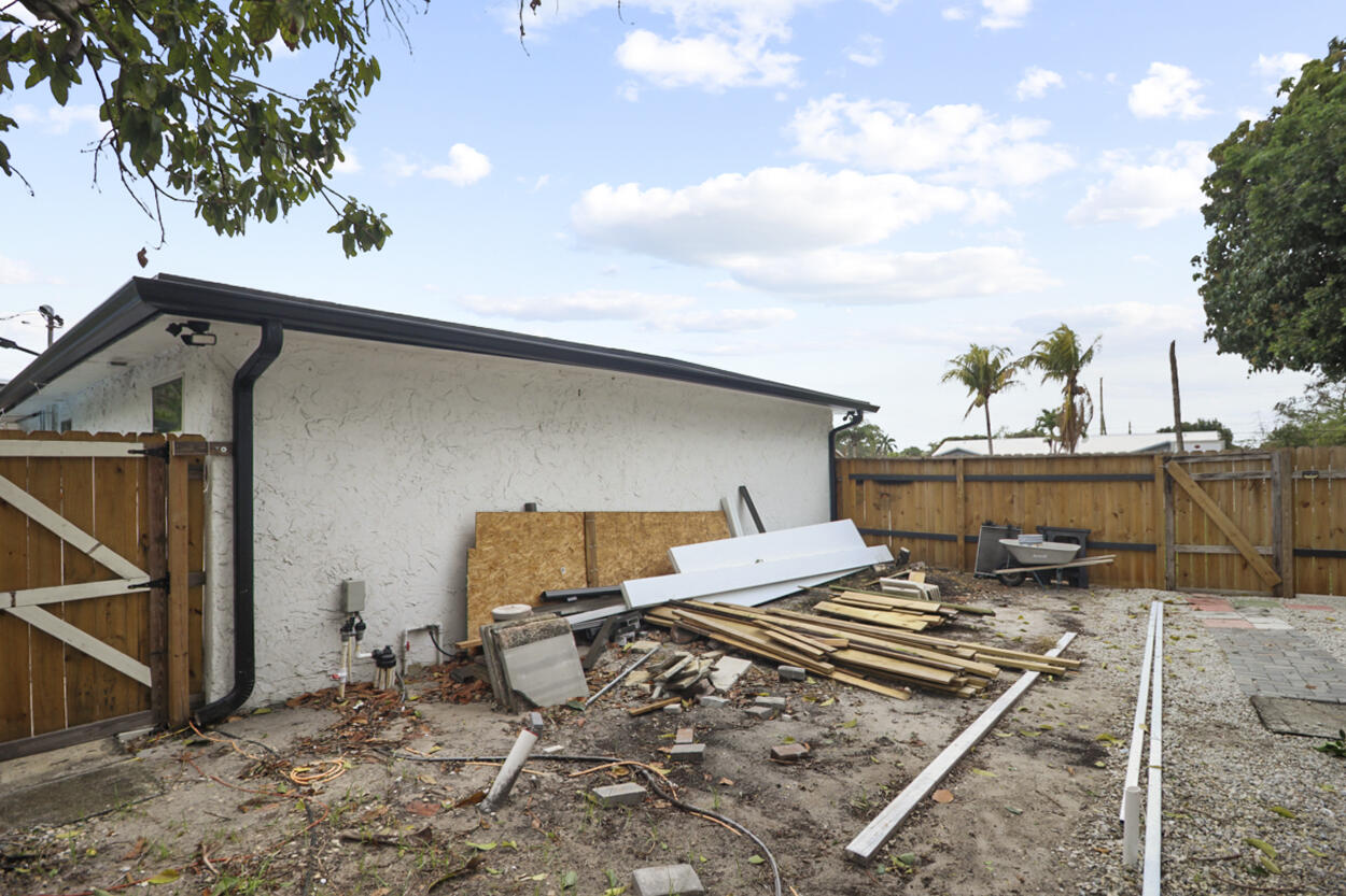 HAVERHILL HOMESITES - Residential