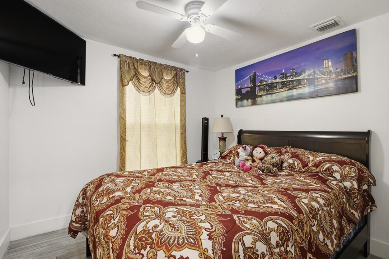 HAVERHILL HOMESITES - Residential