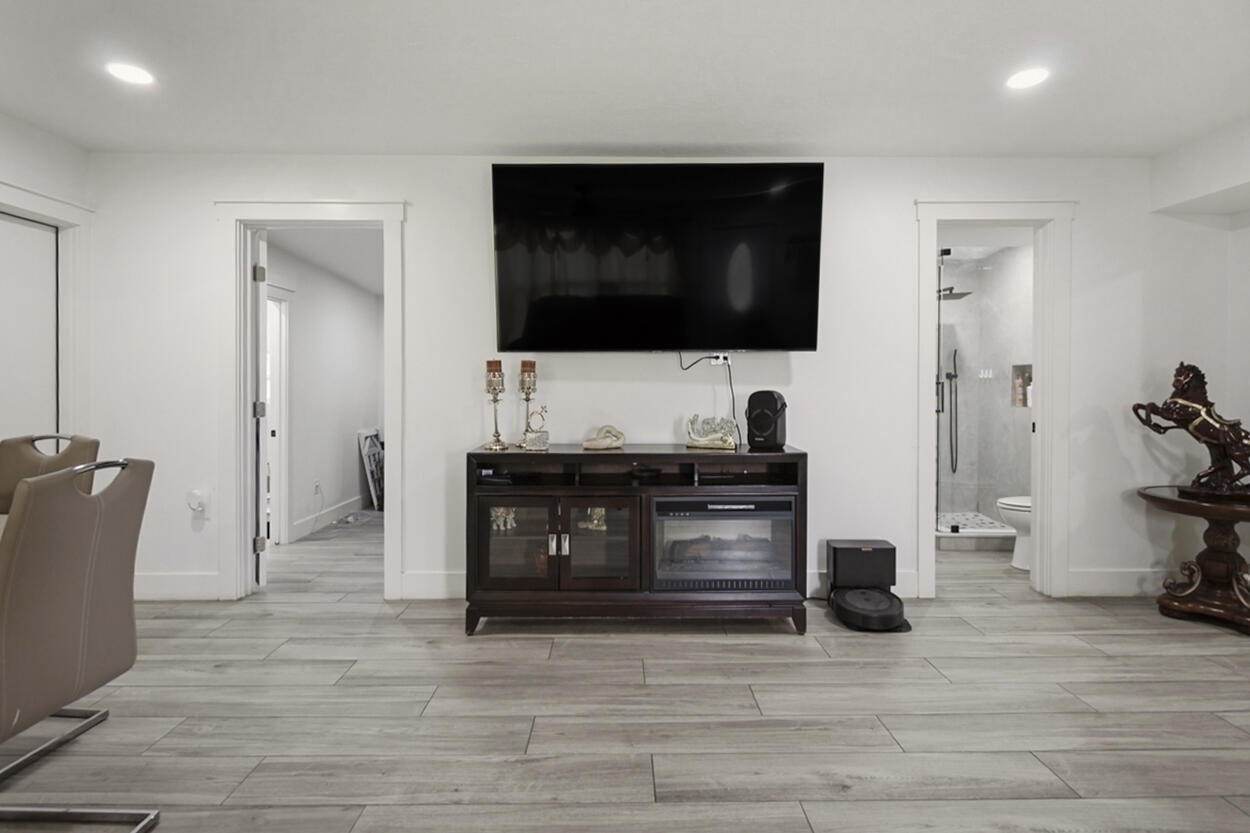 HAVERHILL HOMESITES - Residential