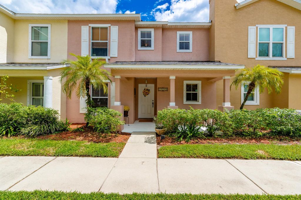 Photo of 1549 Par Court, Vero Beach, FL 32966 (MLS # R11127950)