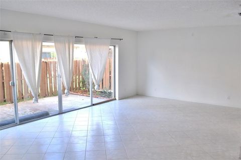 Tiny photo for 8237 NW 8th Court #4, Plantation, FL 33324 (MLS # F10550792)