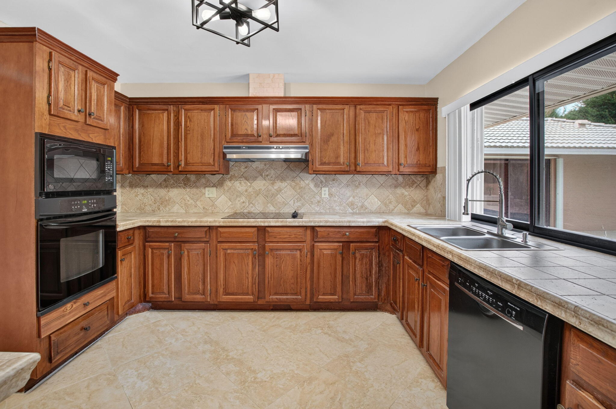 4441 SAINT ANDREWS Drive