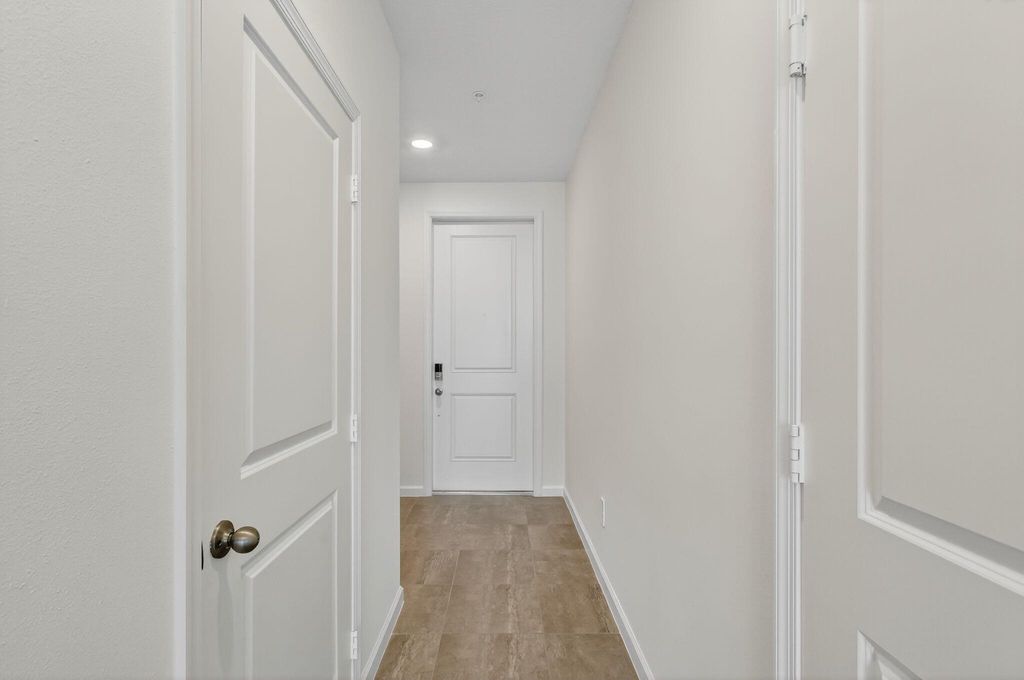 Photo of 483 Salisbury Circle, Fort Pierce, FL 34982 (MLS # R11116972)