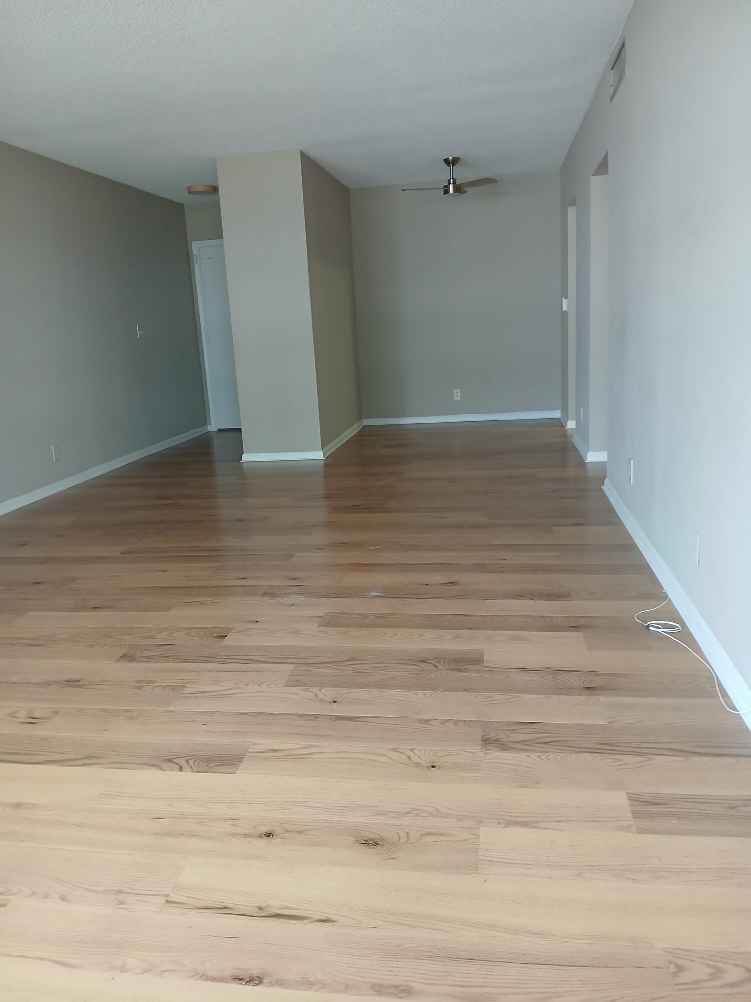 IMPERIAL POINT COLONNADES CONDO - Residential Lease