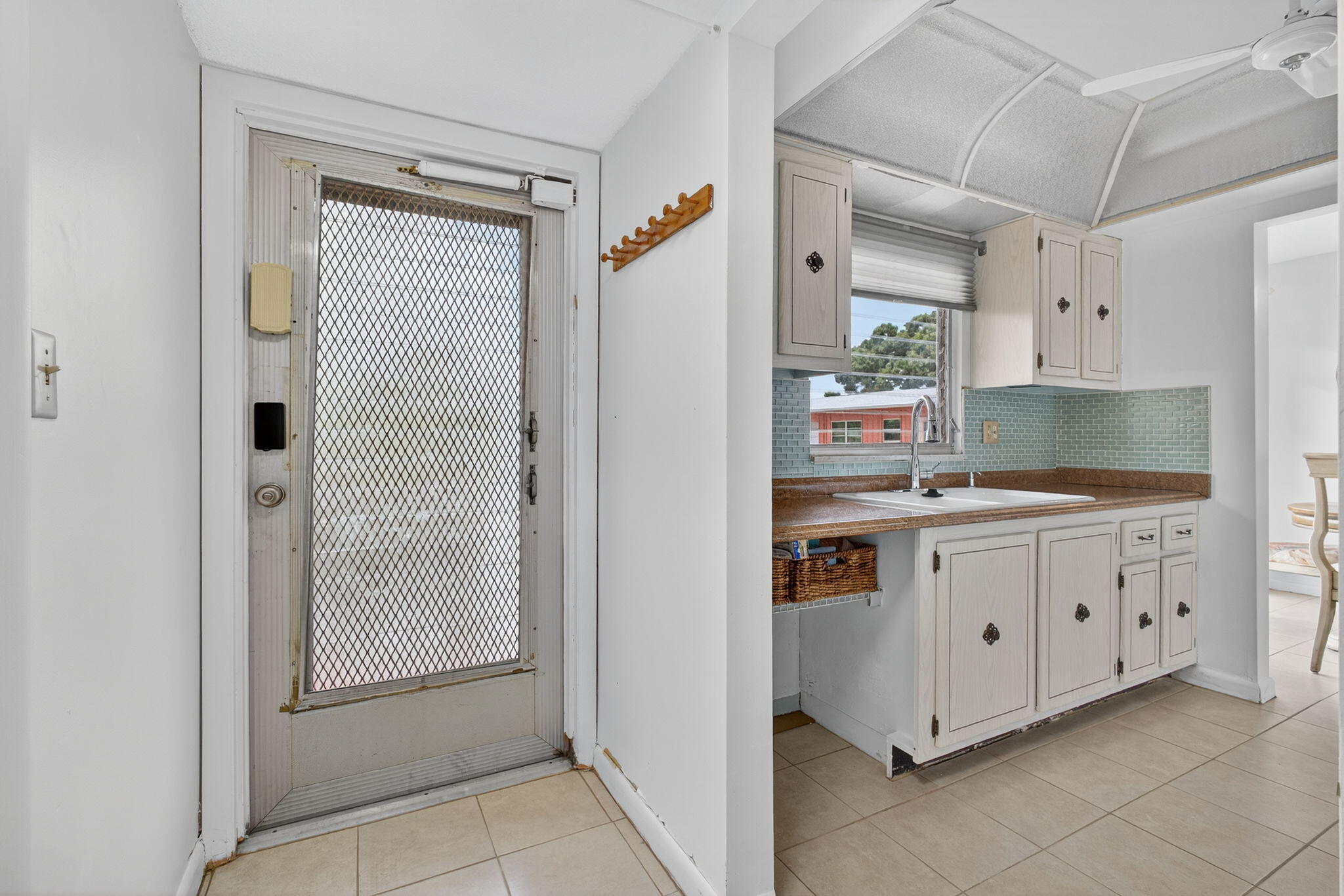 CENTURY VILLAGE- GOLFS ED - Residential