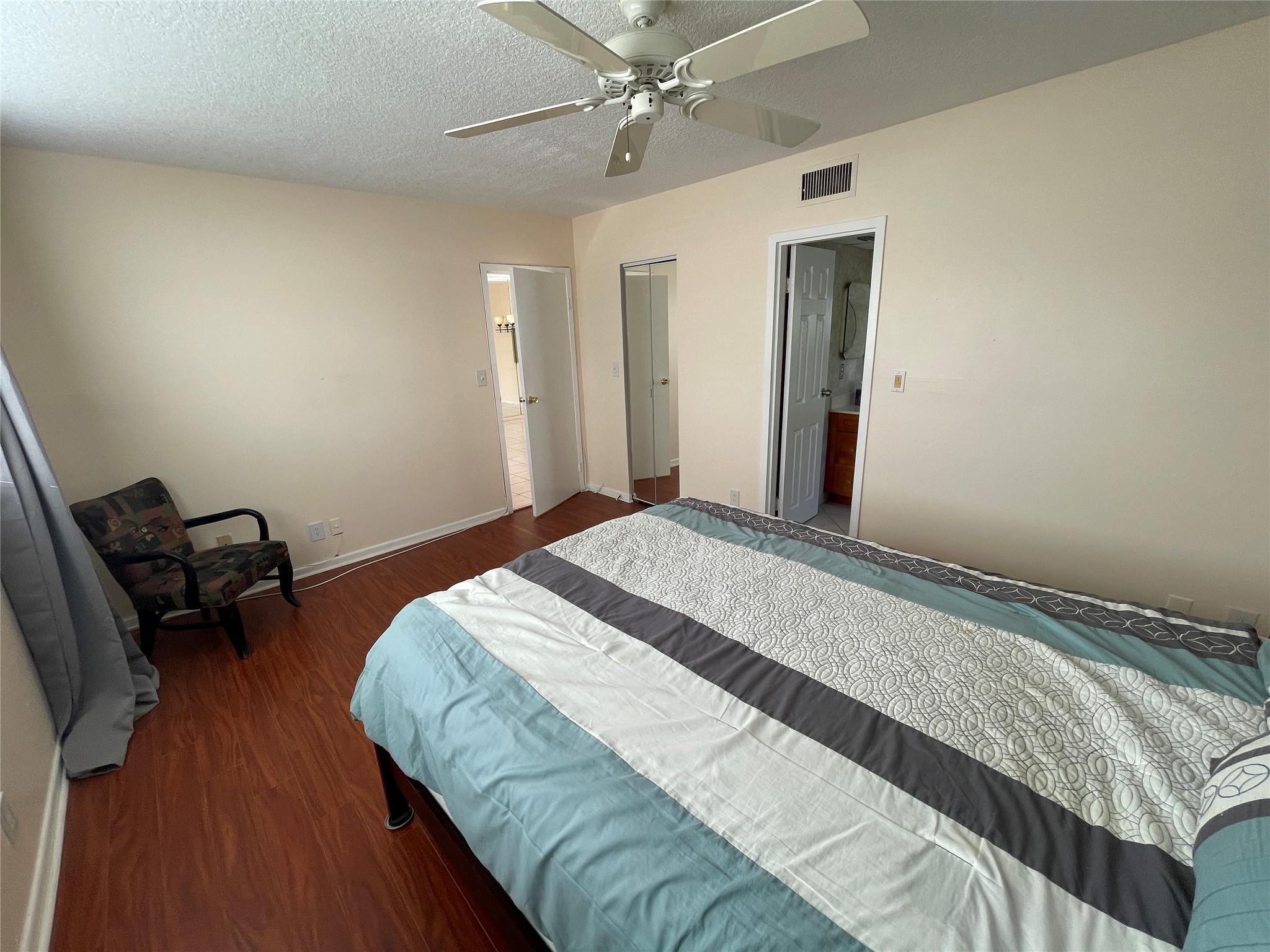Oriole Golf - Residential