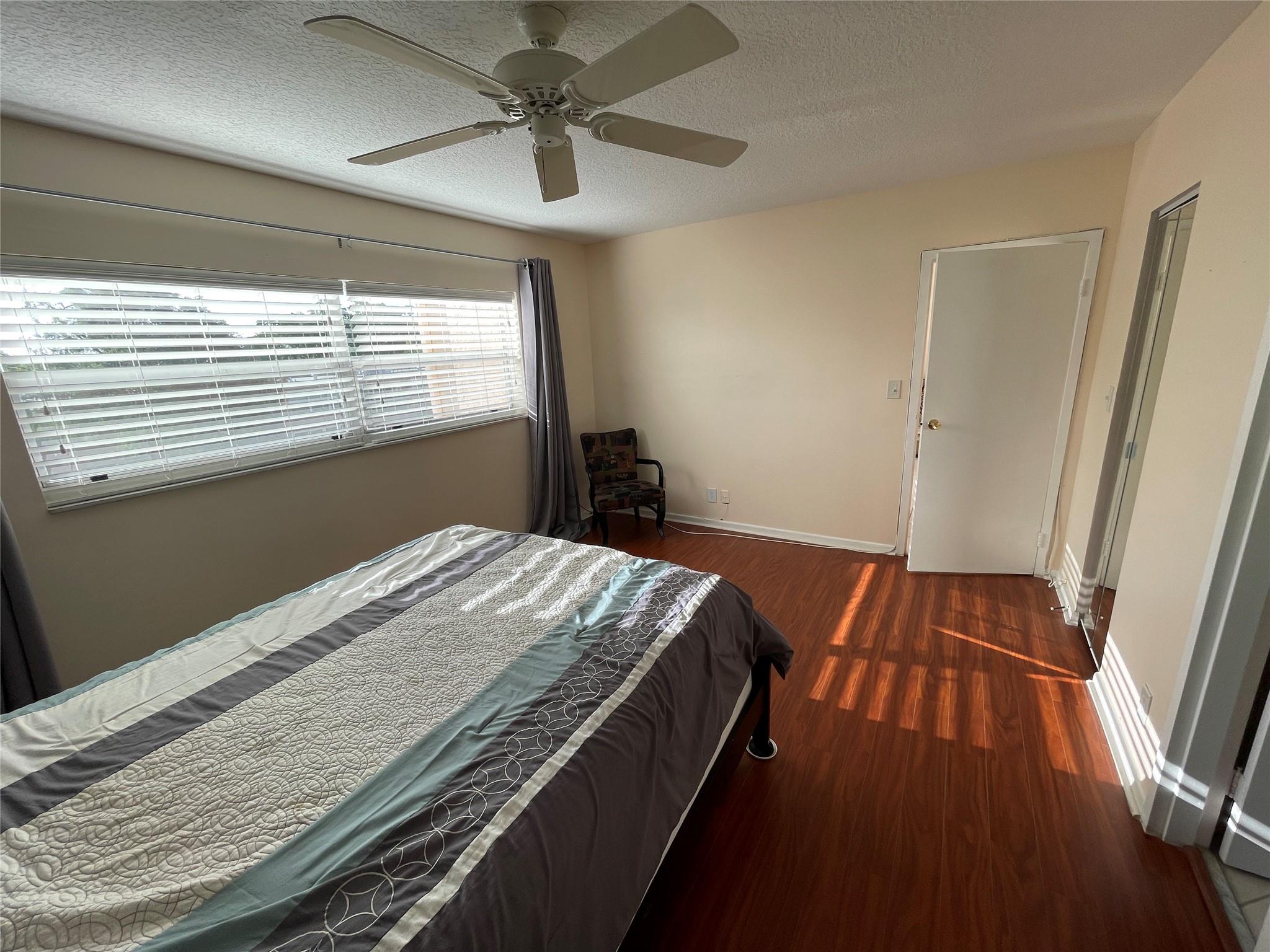 Oriole Golf - Residential
