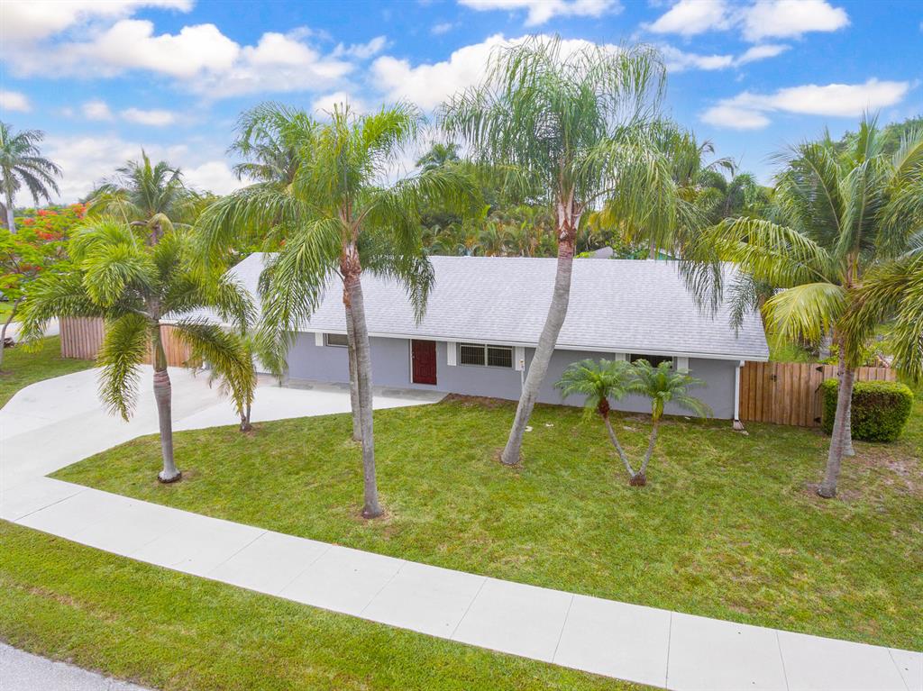 EASTVIEW MANOR - Residential