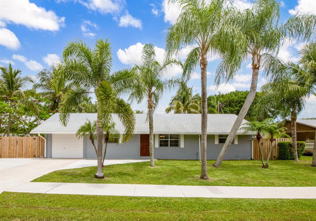 EASTVIEW MANOR - Residential