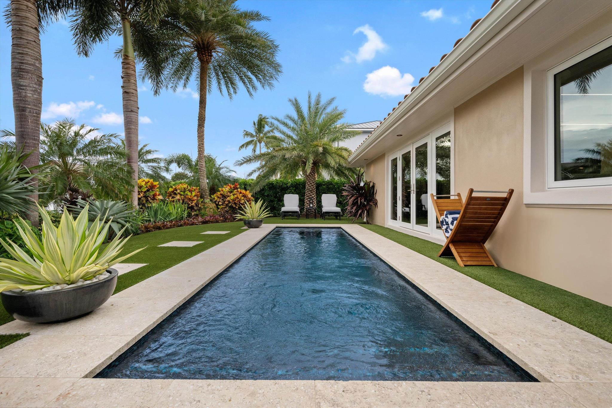 THE SOUNDINGS - Residential