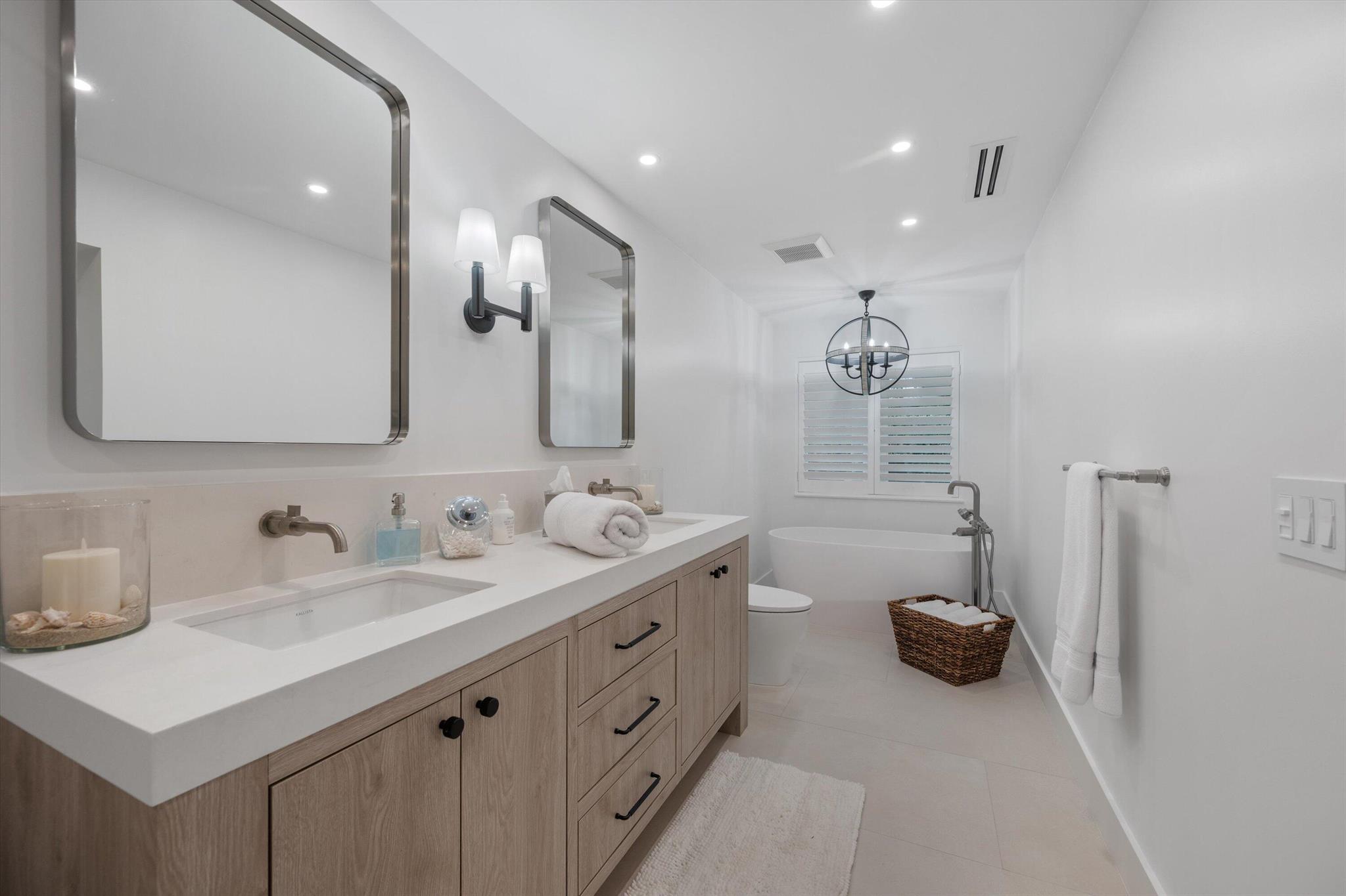 THE SOUNDINGS - Residential