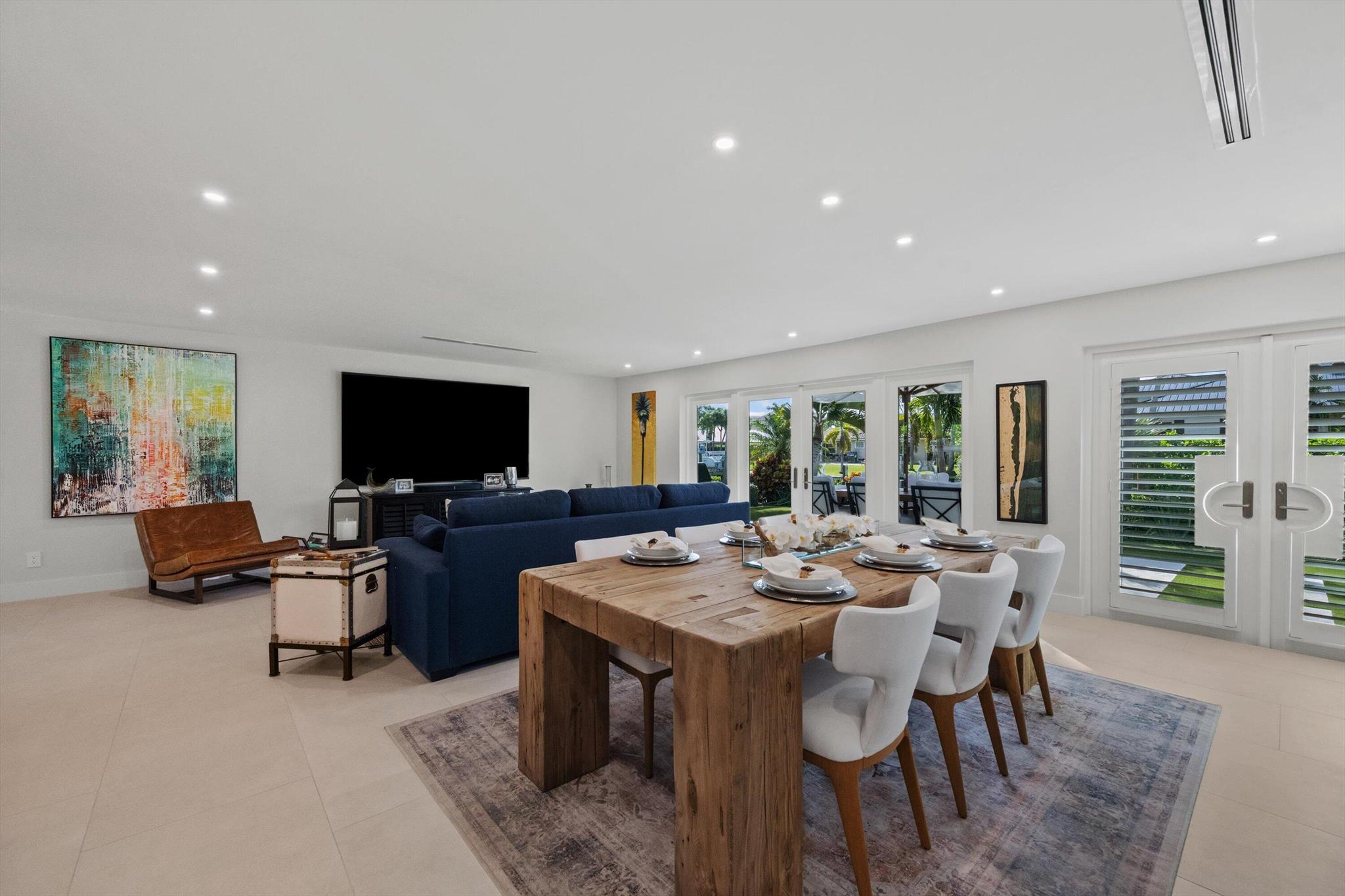 THE SOUNDINGS - Residential