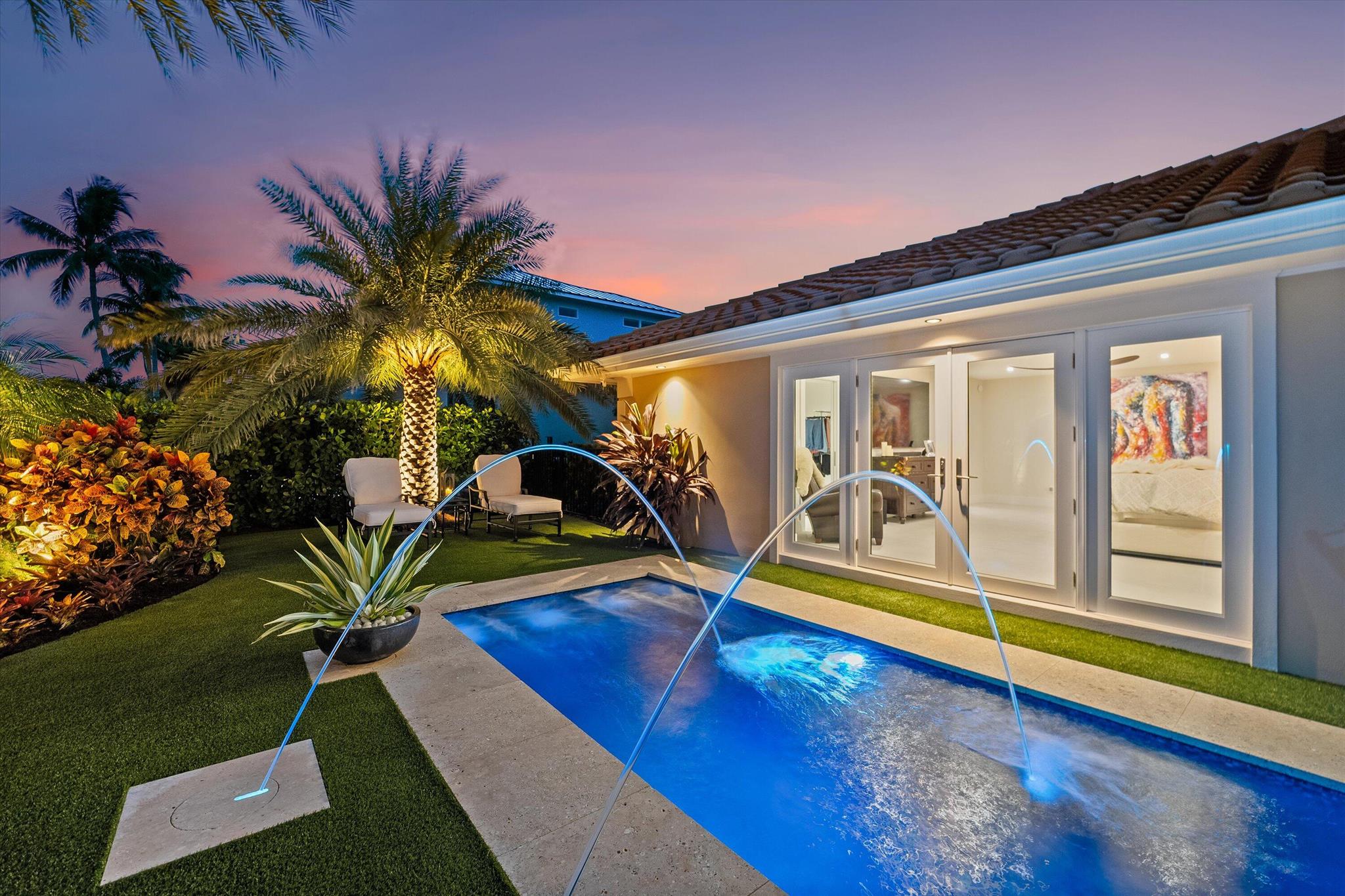 THE SOUNDINGS - Residential