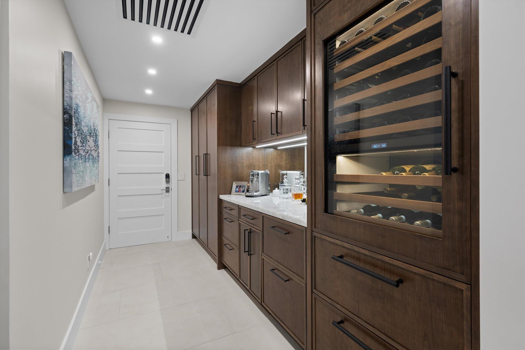 THE SOUNDINGS - Residential