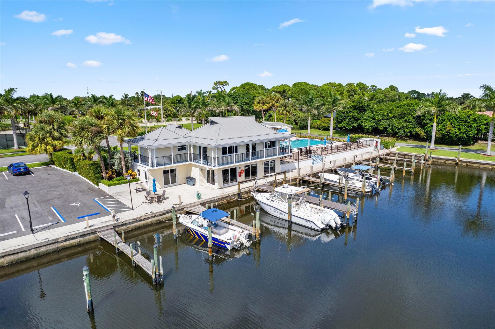 THE SOUNDINGS - Residential