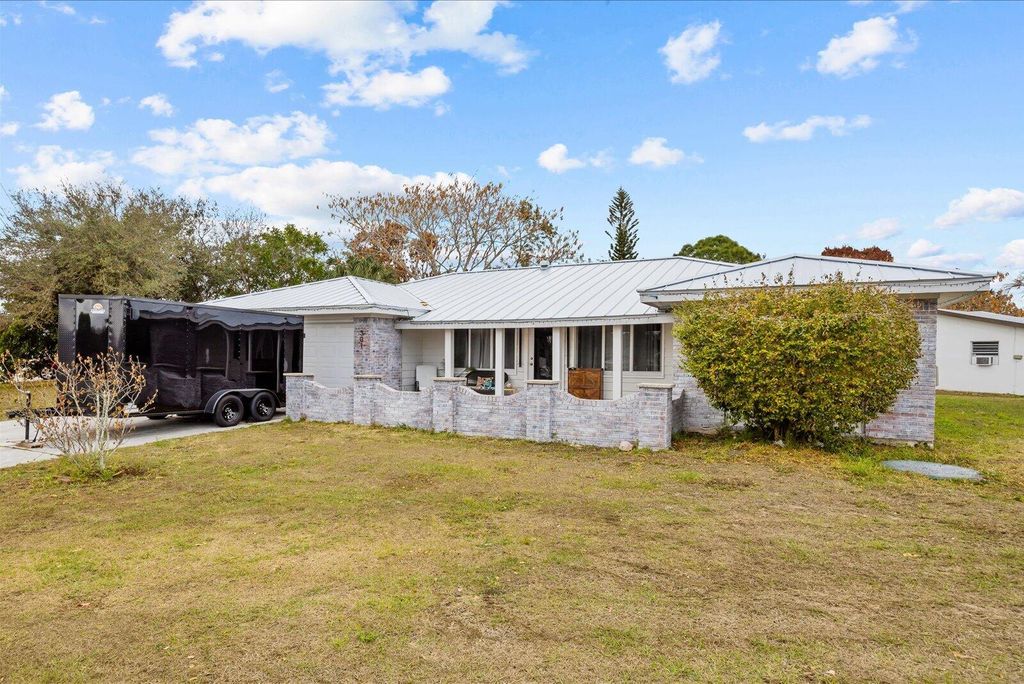 Photo of 301 NW Prima Vista Boulevard, Port Saint Lucie, FL 34983 (MLS # R11168440)