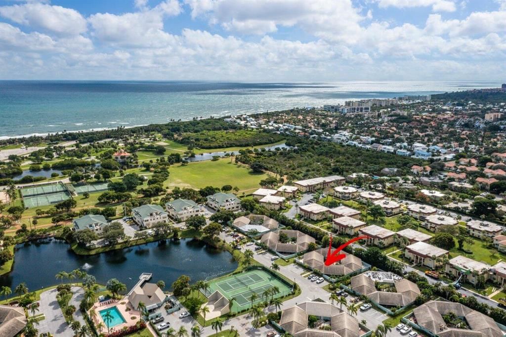 Photo of 1127 E Seminole Avenue #32a, Jupiter, FL 33477 (MLS # R10760953)