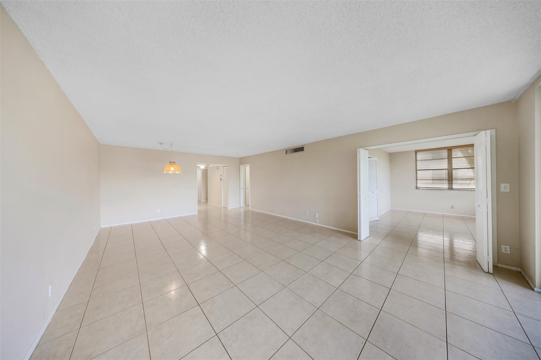 No 2 Palm-Aire Country Cl - Residential Lease