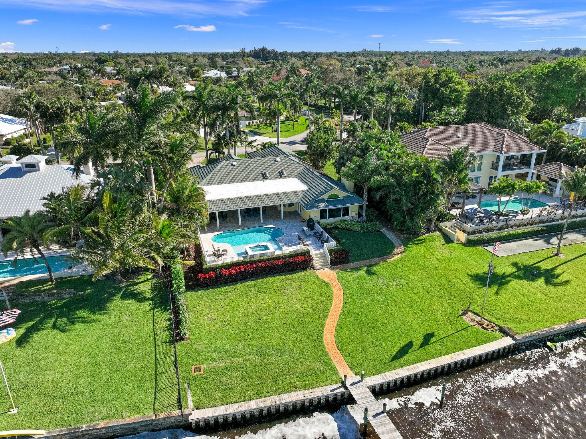 BEAU RIVAGE - Residential