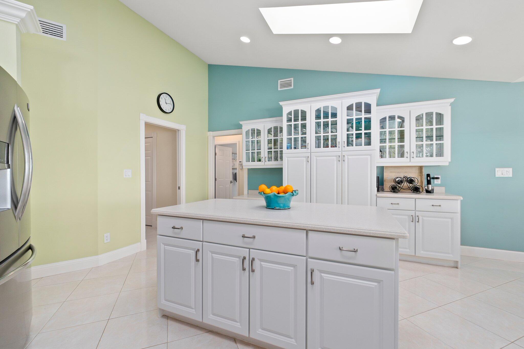 BEAU RIVAGE - Residential