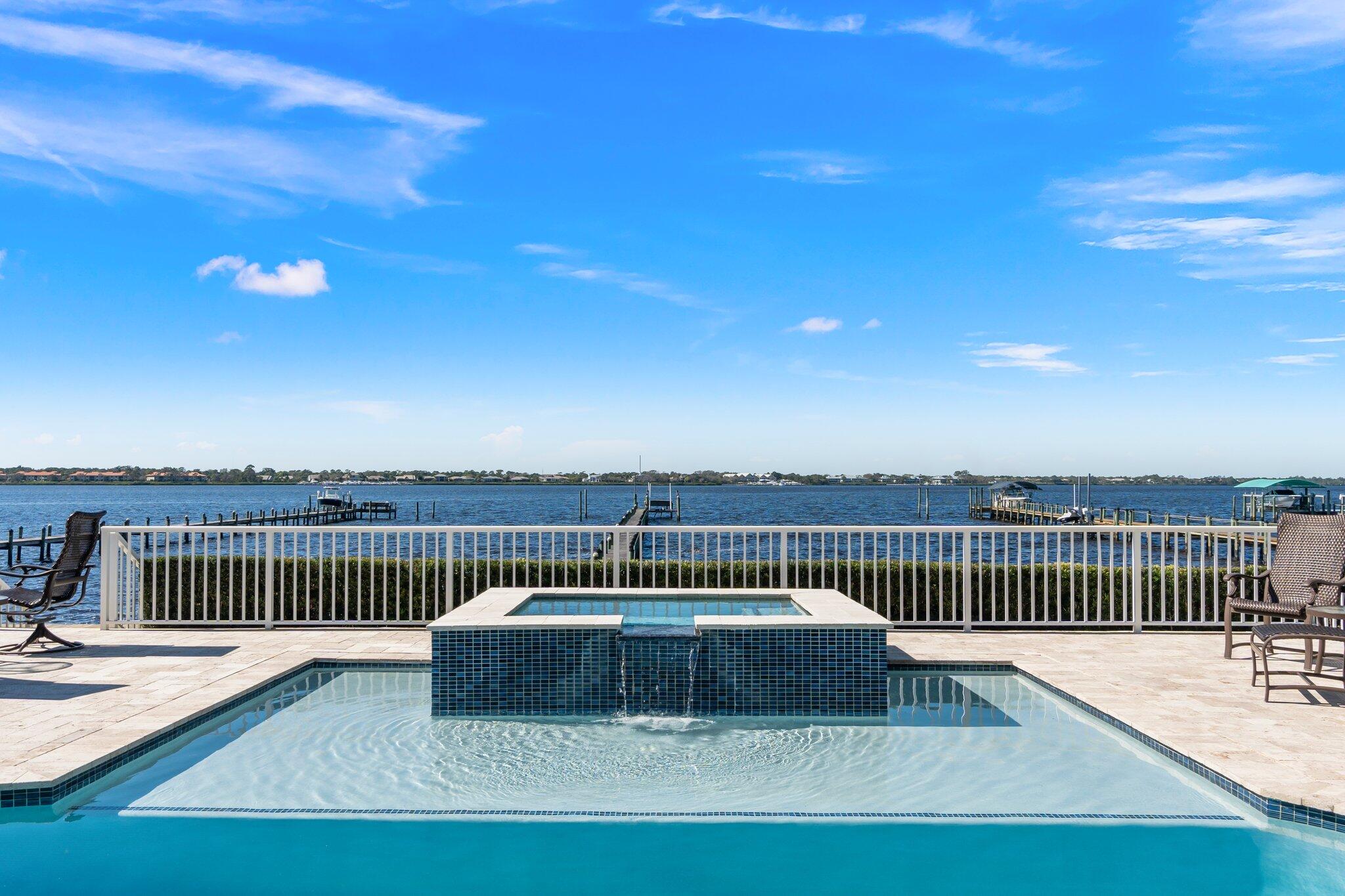 BEAU RIVAGE - Residential