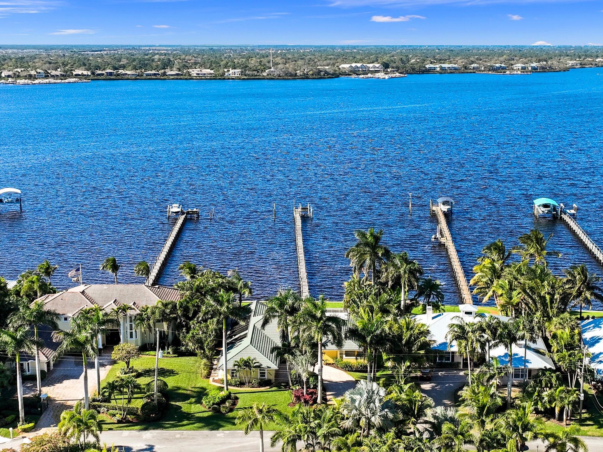 BEAU RIVAGE - Residential