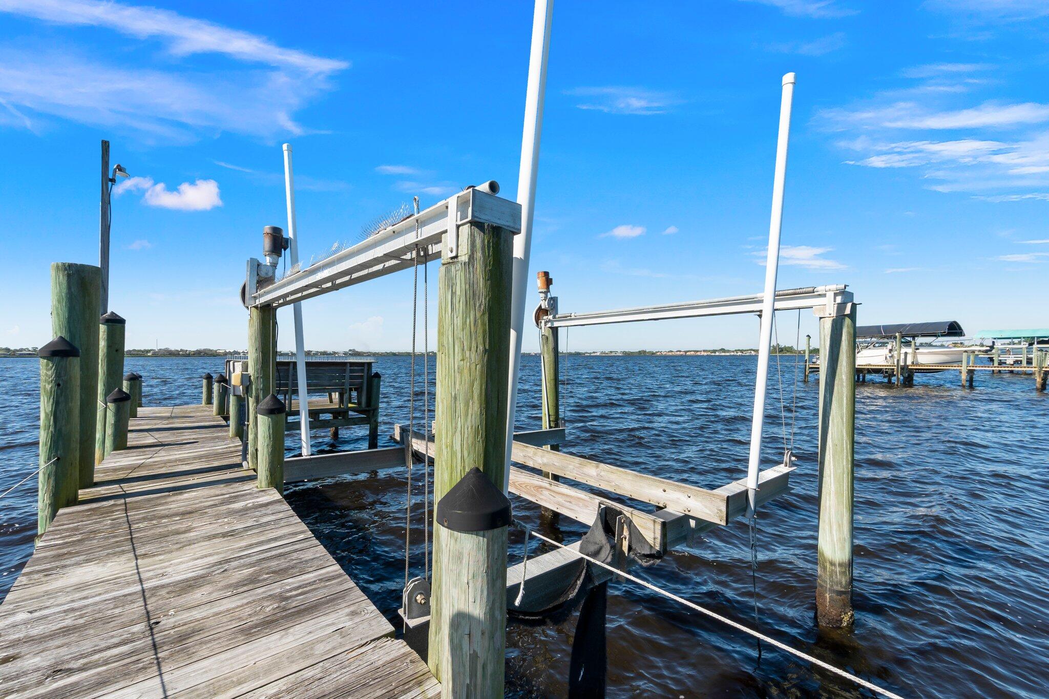 BEAU RIVAGE - Residential