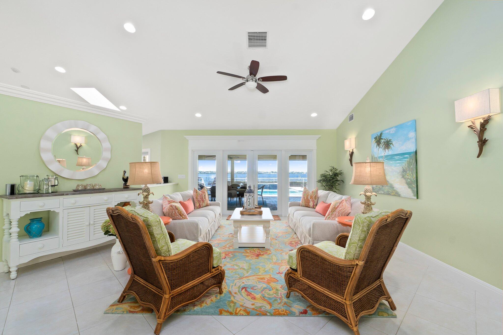 BEAU RIVAGE - Residential