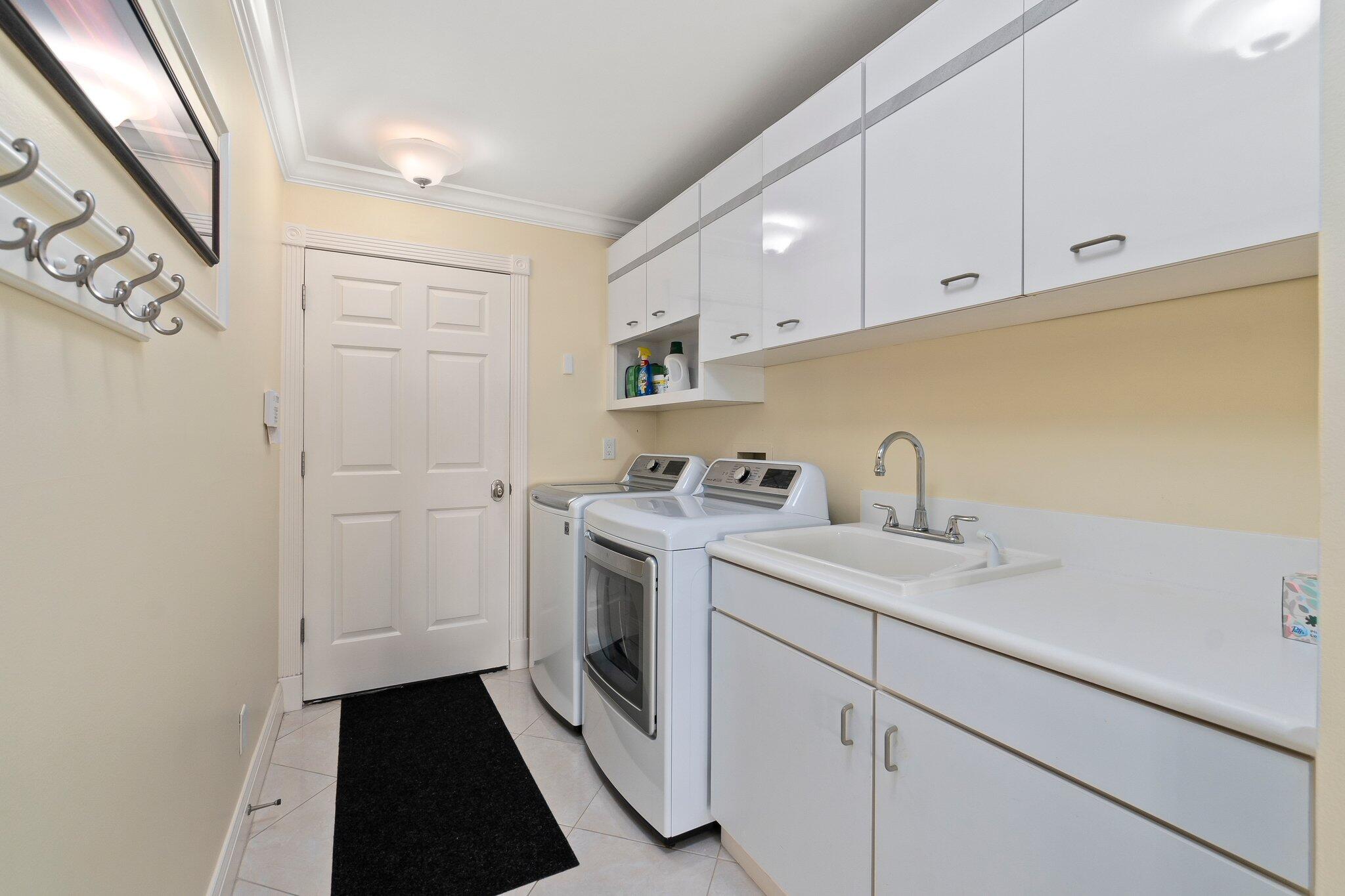 BEAU RIVAGE - Residential