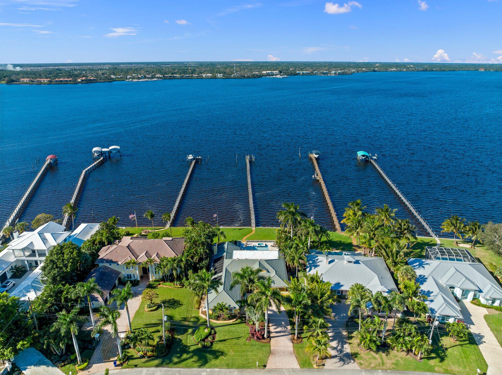 BEAU RIVAGE - Residential