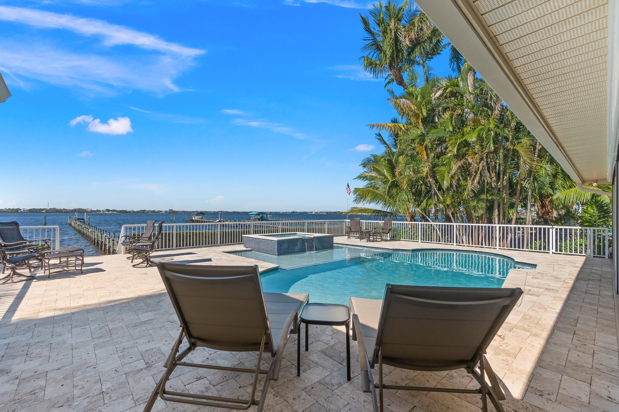 BEAU RIVAGE - Residential