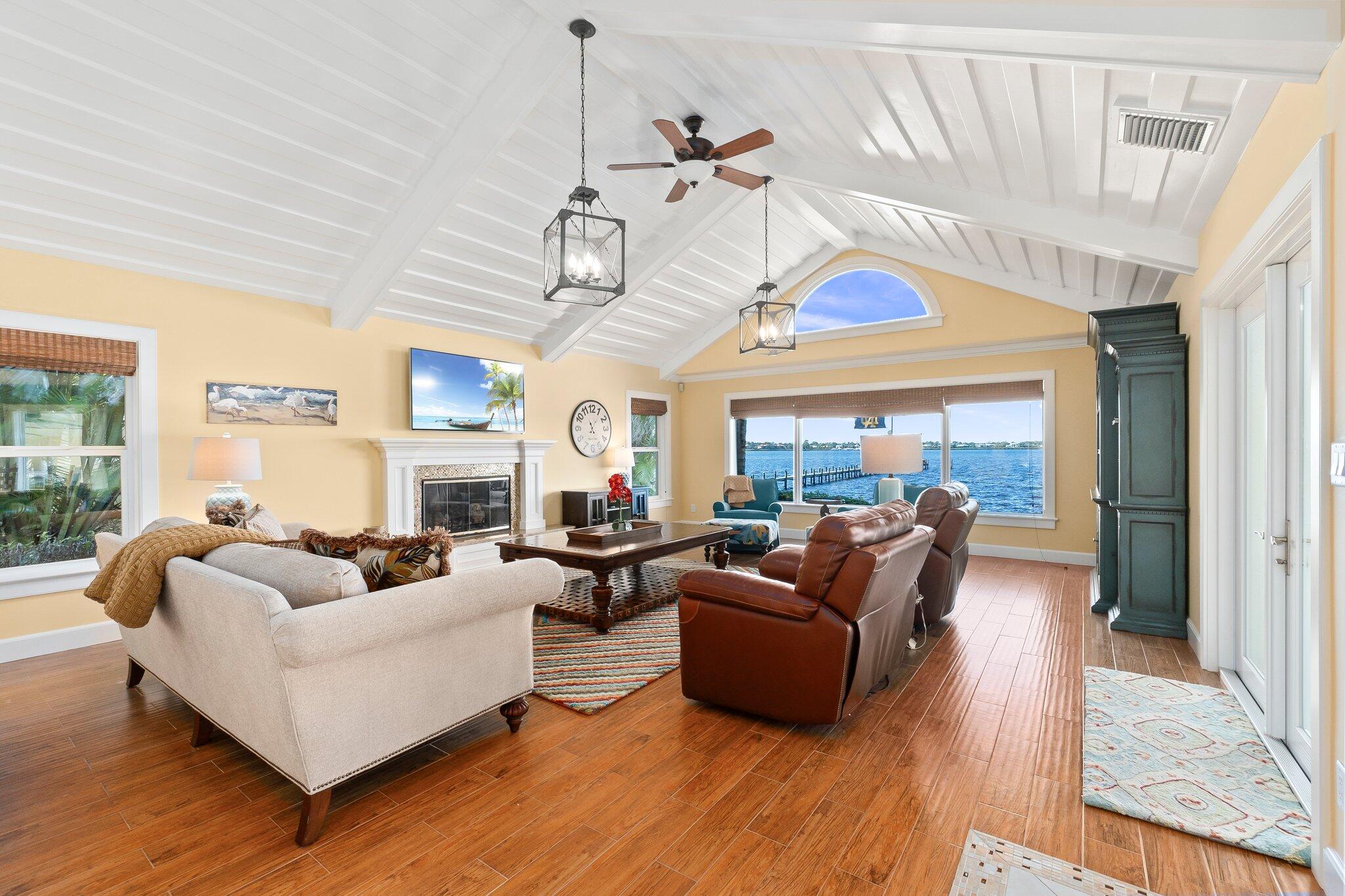 BEAU RIVAGE - Residential