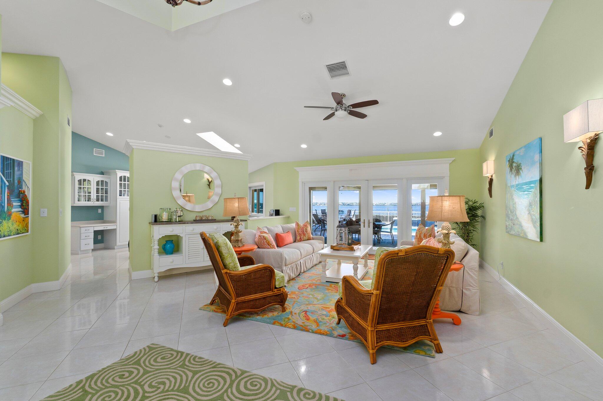 BEAU RIVAGE - Residential