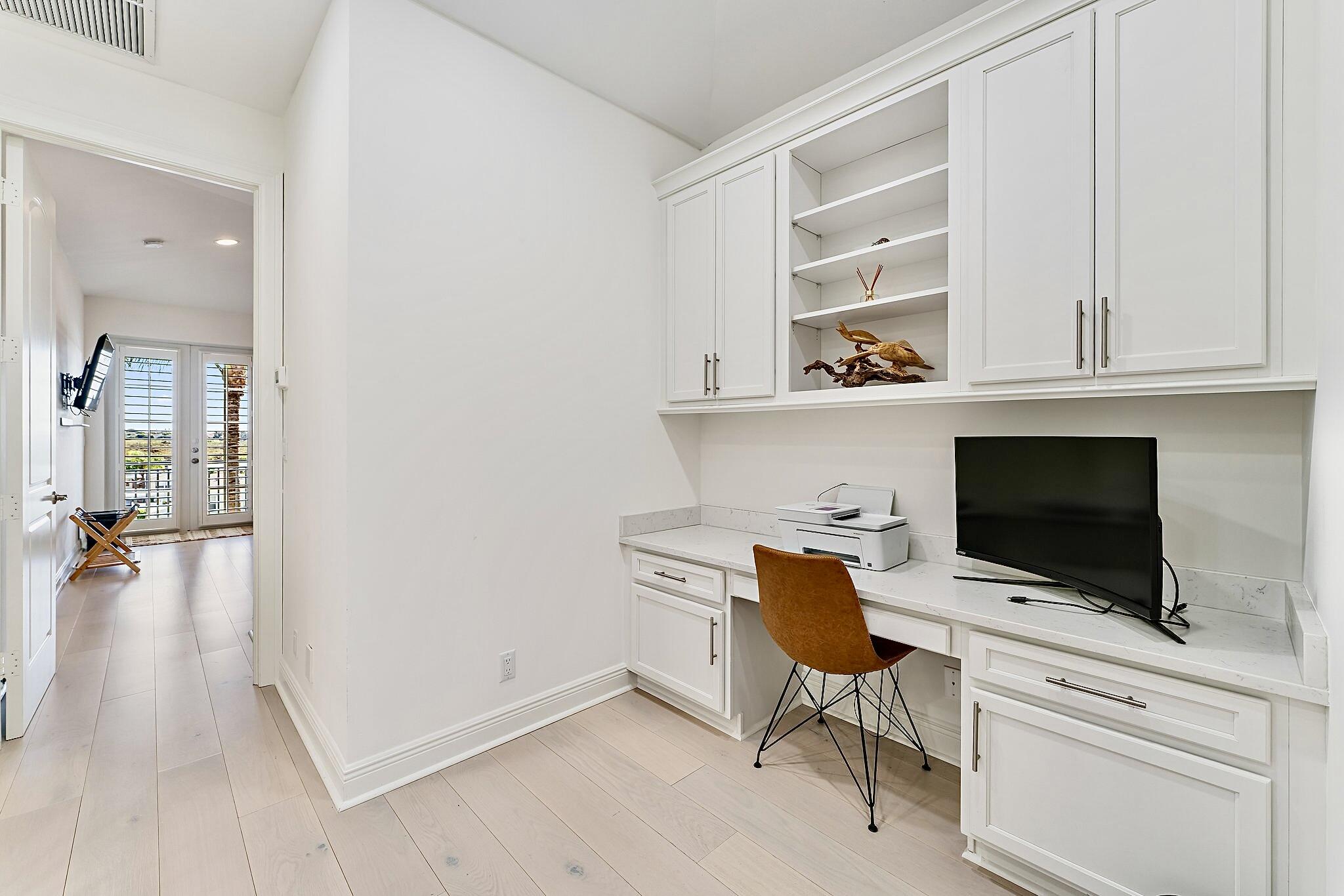 OCEAN BREEZE TOWNHOMES AT JUNO BEACH - Residential