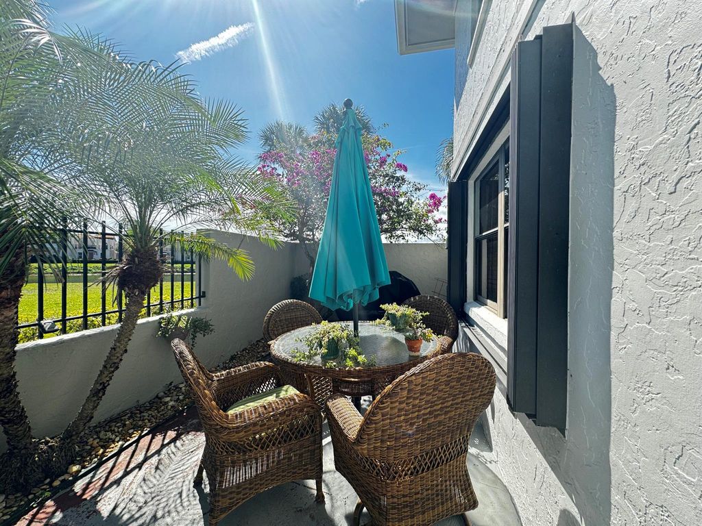 Photo of 3114 SW 20th Terrace #23b1, Delray Beach, FL 33445 (MLS # R10959505)