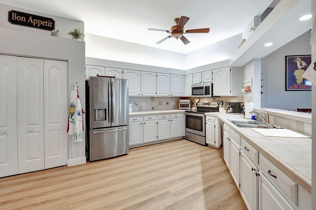 Photo of 9719 Boca Gardens Circle N #D, Boca Raton, FL 33496 (MLS # R10949047)