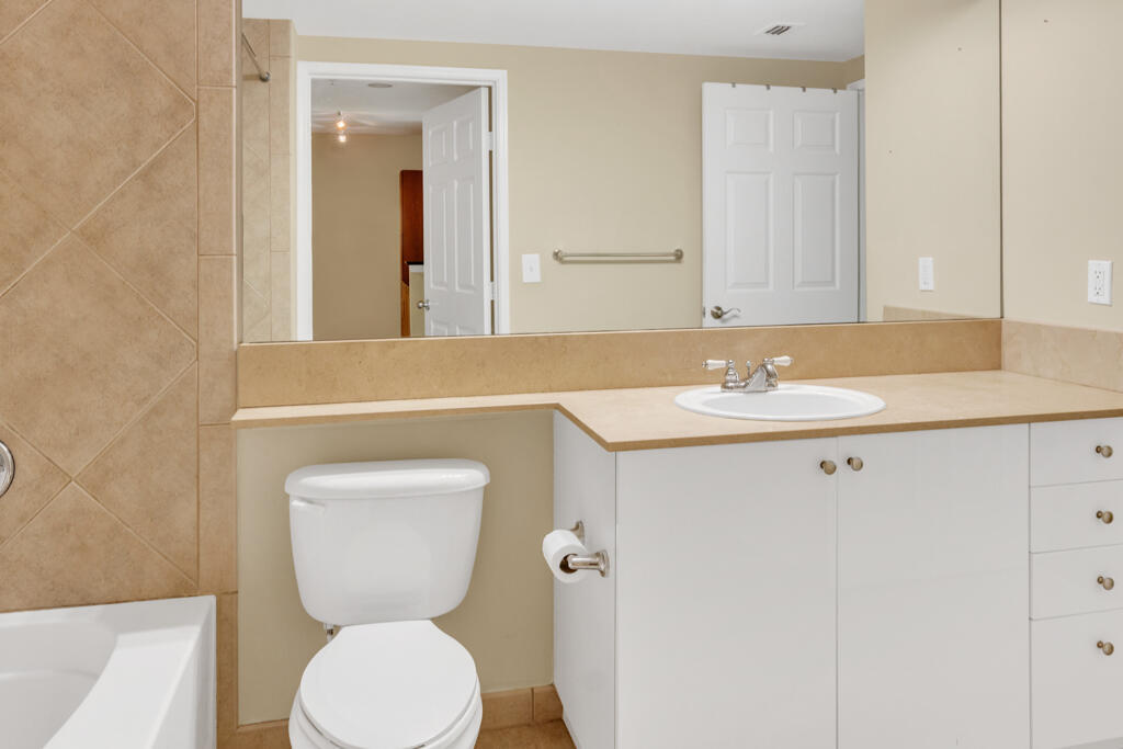 MARINA VILLAGE AT BOYNTON BEACH CONDO - Residential