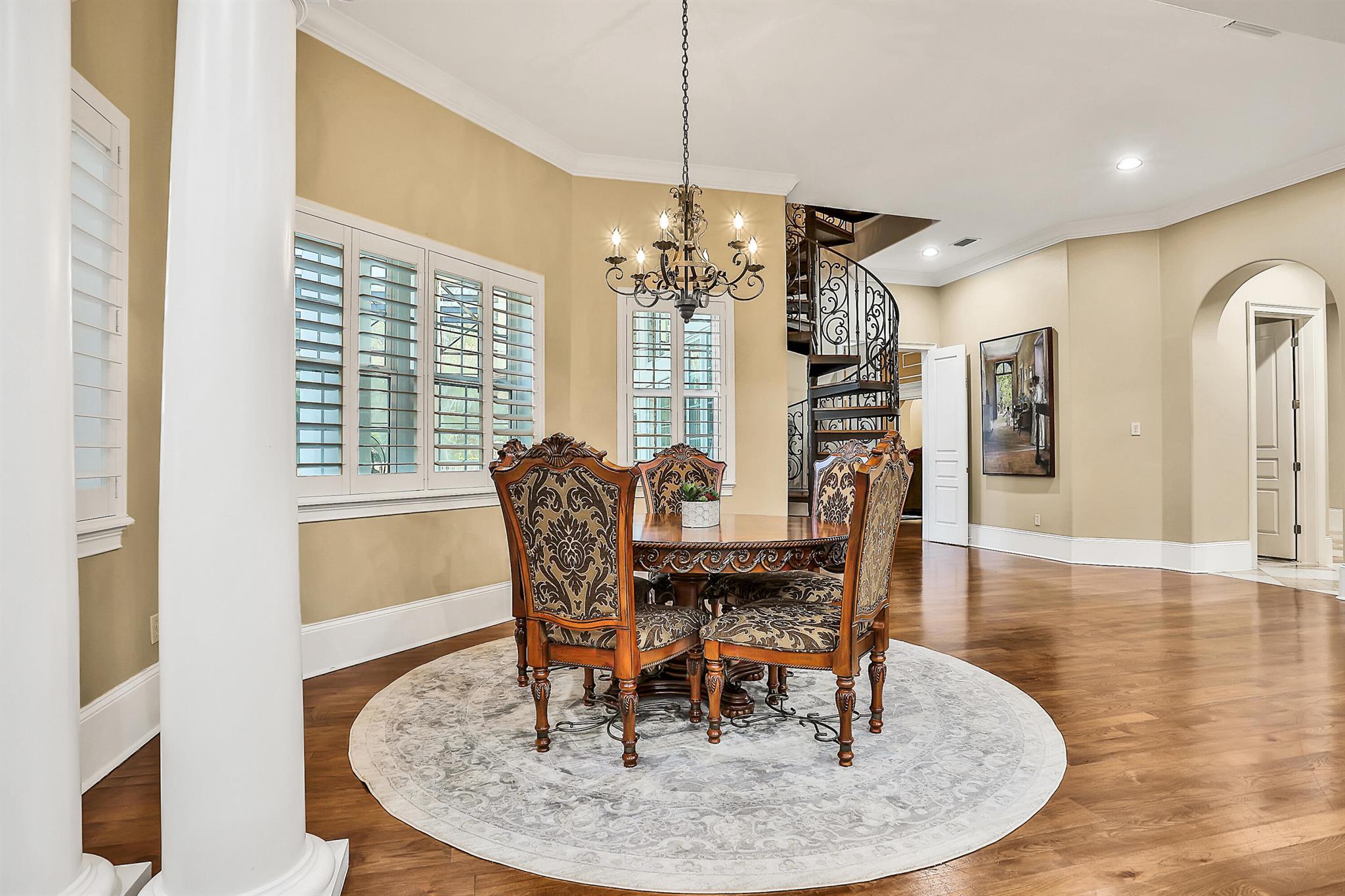 CRESTWOOD ESTATES - Residential