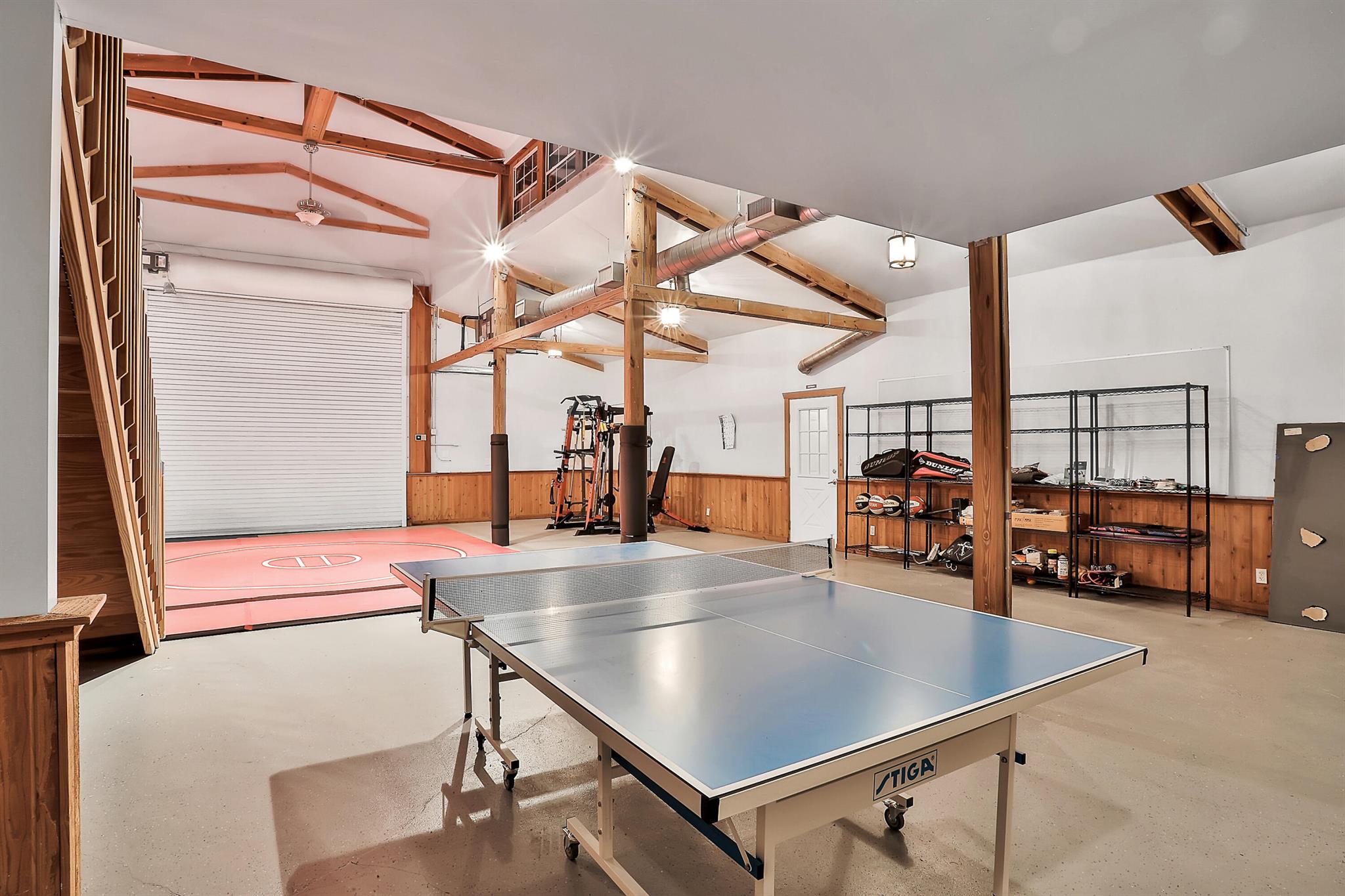 CRESTWOOD ESTATES - Residential