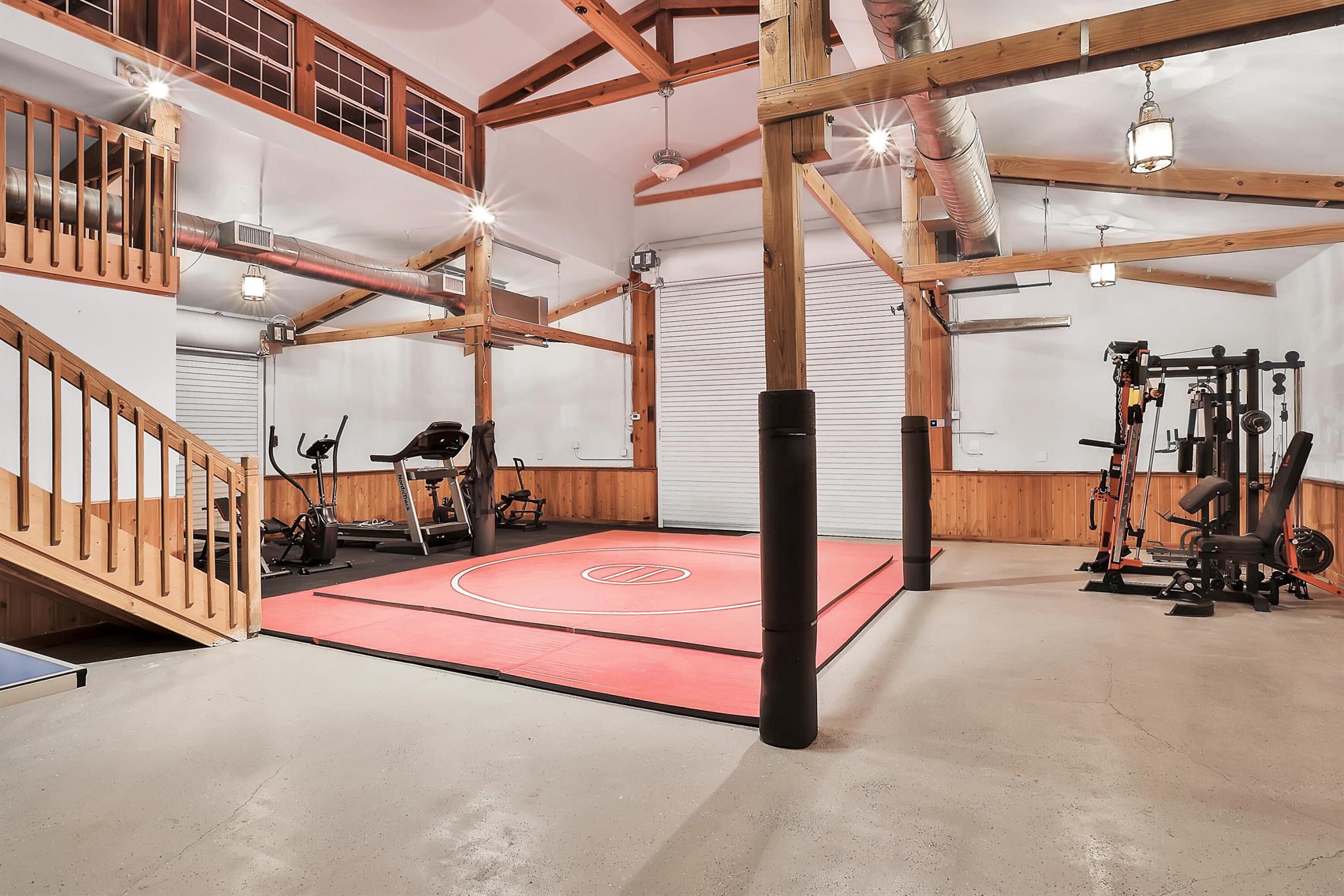 CRESTWOOD ESTATES - Residential